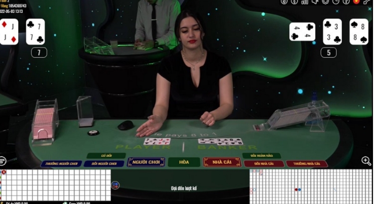 Người thật chia bài tạo nên một sòng bài live Casino Go88 thực thụ
